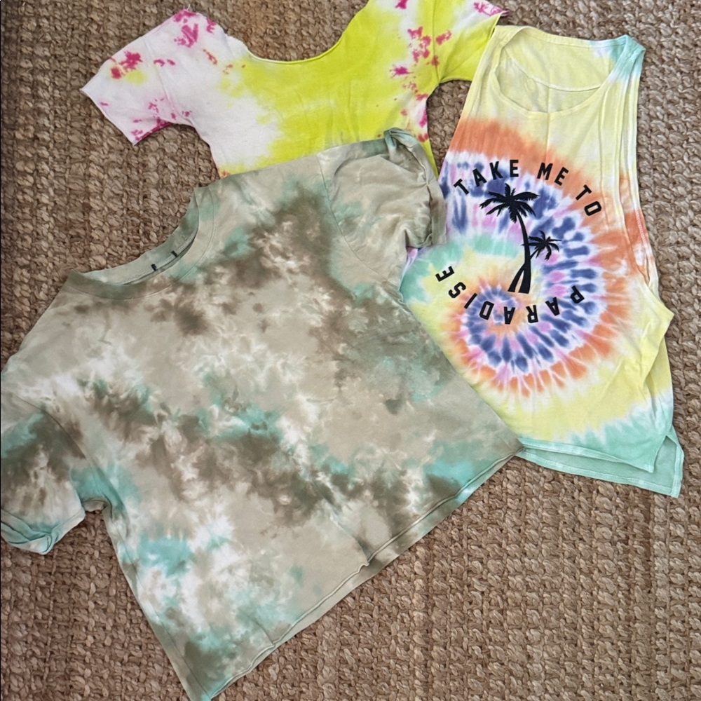 Tie-Dye Shirts Set - Yellow and Multicolor crop top, tank, shirt bundle